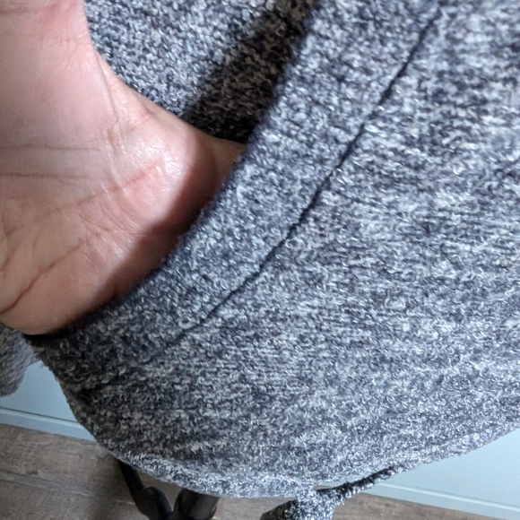 Barefoot Dreams Cozy Gray Hoodie Sweater - Picture 8 of 16